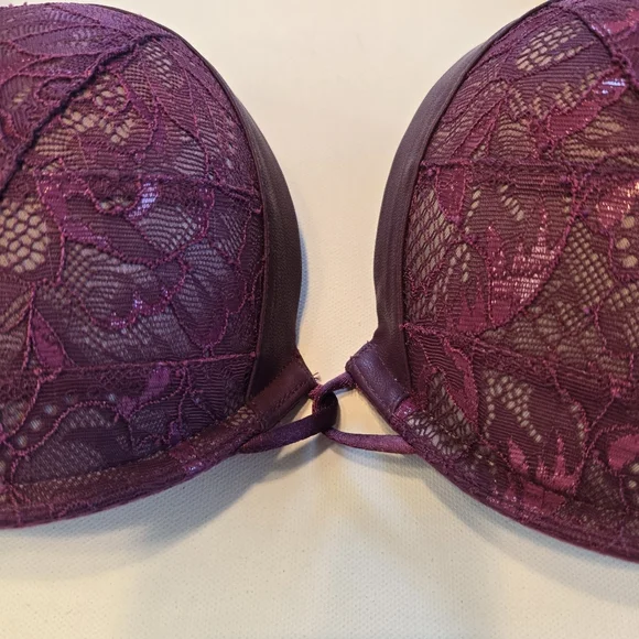 Victoria's Secret Plum Lace Bombshell Push Up Bra - Picture 2 of 11